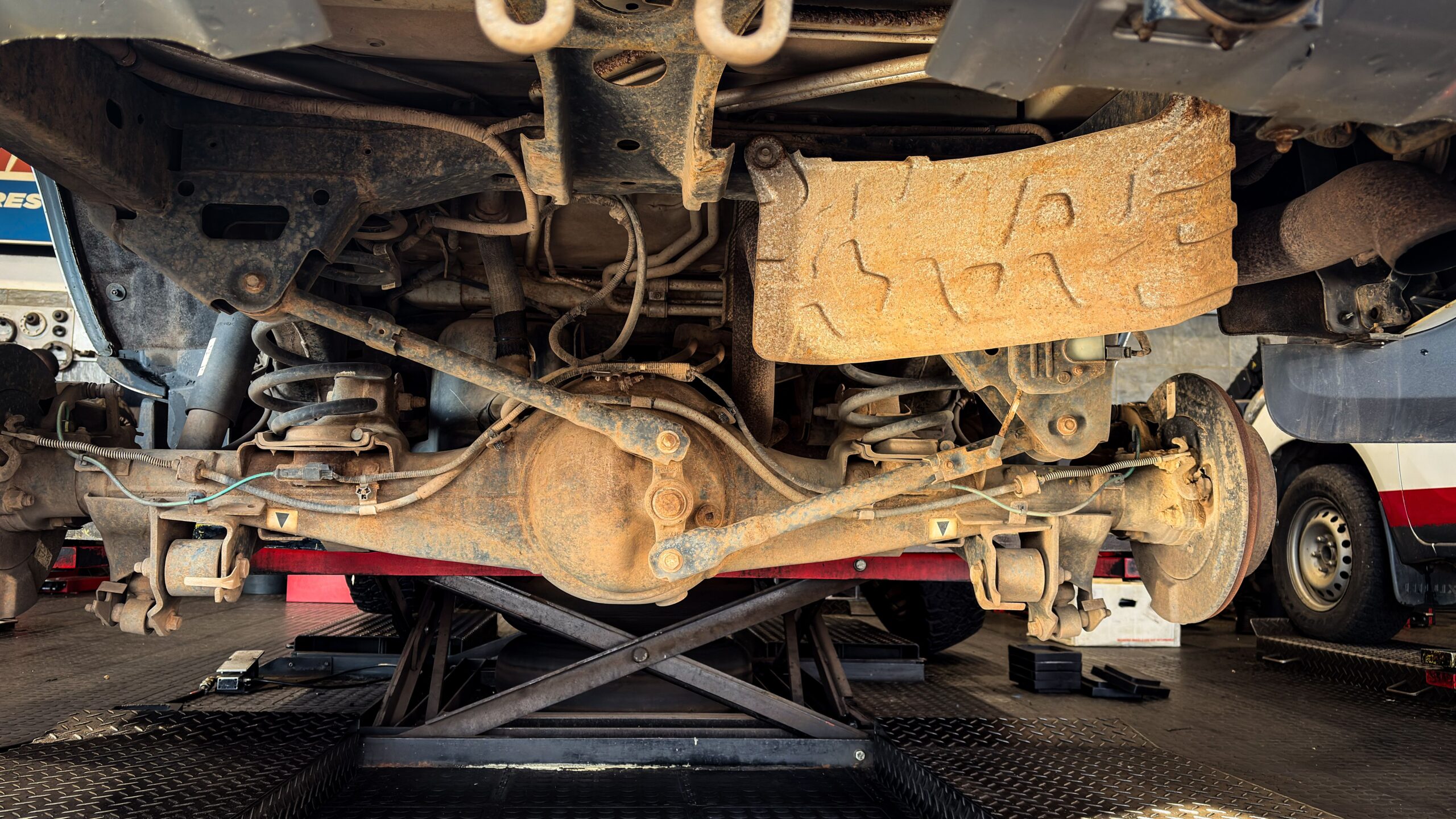 what is a car suspension system