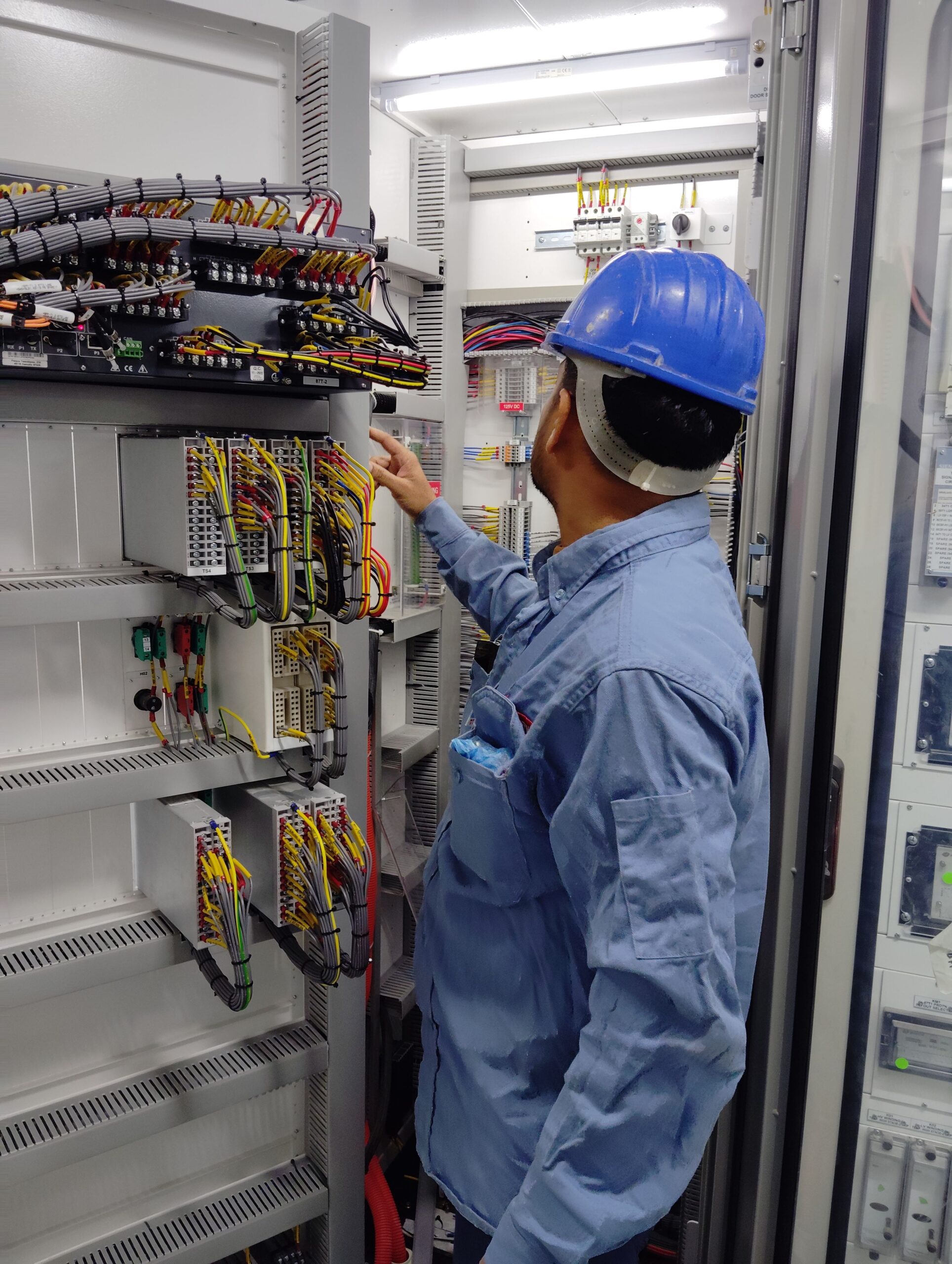 Marine Electrical Contractor